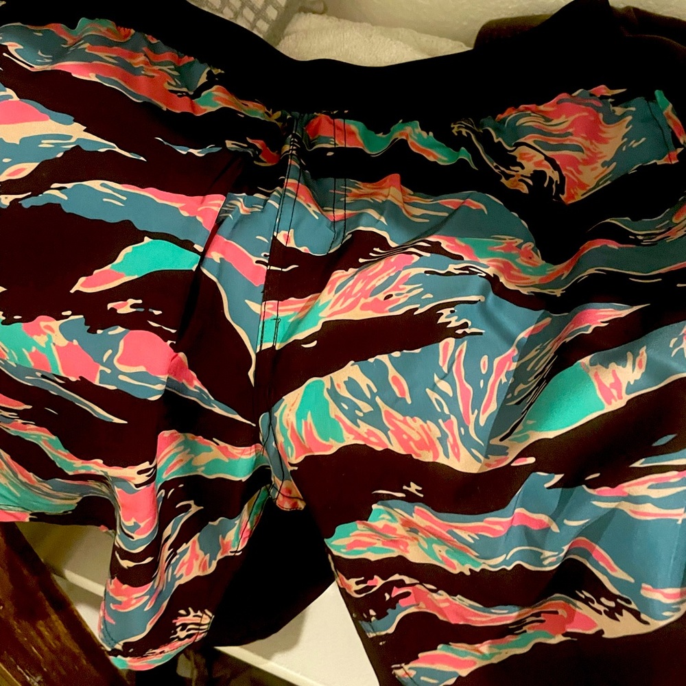 Tachuntfish Shorts
